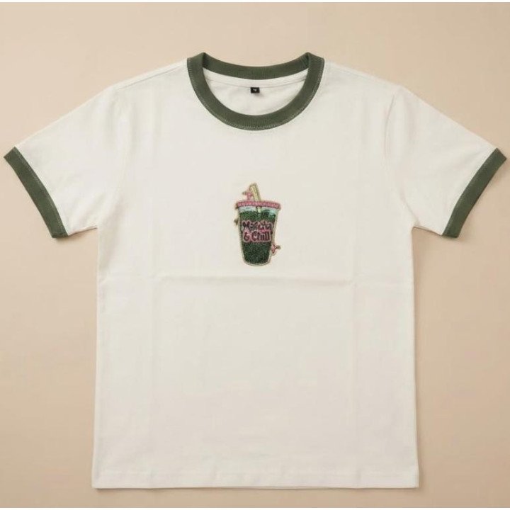 Remera Blanca de Algodón con estampa Matcha Negros Coquette | dosamores