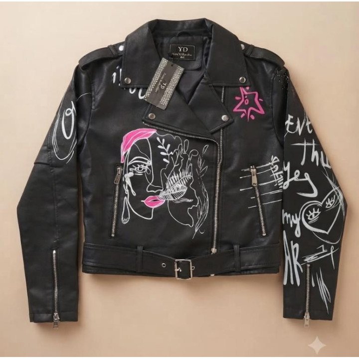 Campera Biker Ecocuero Blanca con Estampa Grafiti y Rostro Pop