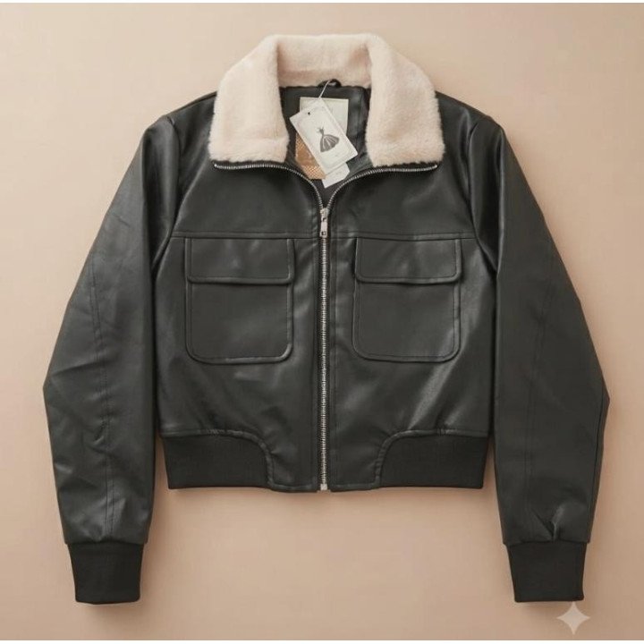 Campera de Cuero Sintético Negro con Piel
