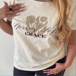Remera Blanca de Algodón con estampa Flores Coquette | dosamores